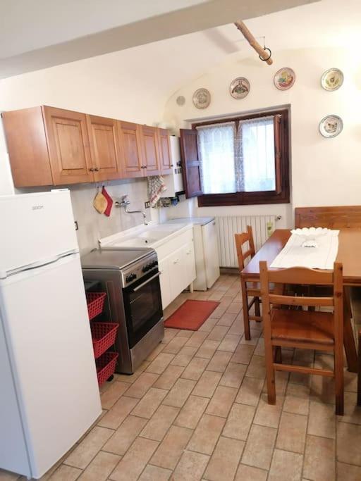 La Casa Nel Borgo Villa Orsogna Bagian luar foto